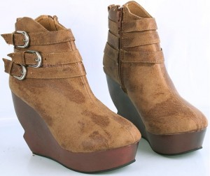 highqualitywedgesshoesforwomenbootswedgesanklebootsroundtoecasualoutdooracceptwholesalels82399-0.jpg